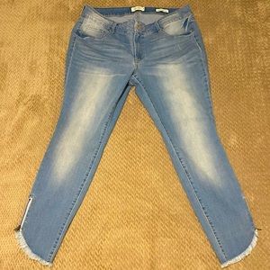Jessica Simpson Cropped Jeans